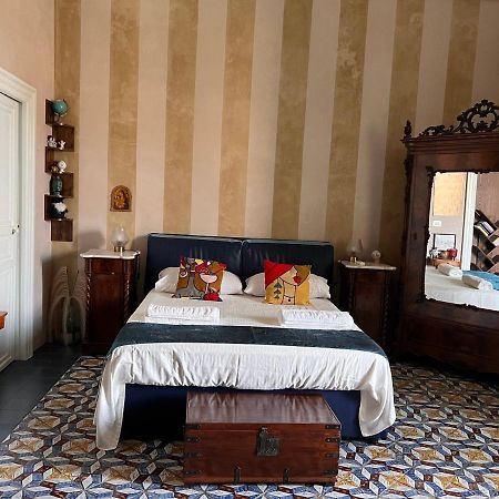Palazzo Zappata luxury room Noto centro Esterno foto