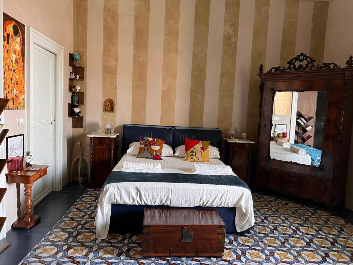 Palazzo Zappata luxury room Noto centro Esterno foto